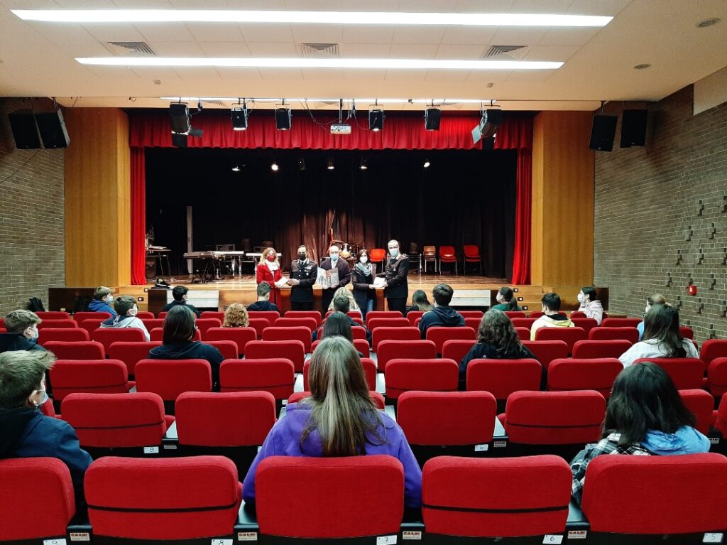 Un momento dell’incontro all’Istituto A.Volta di Latina