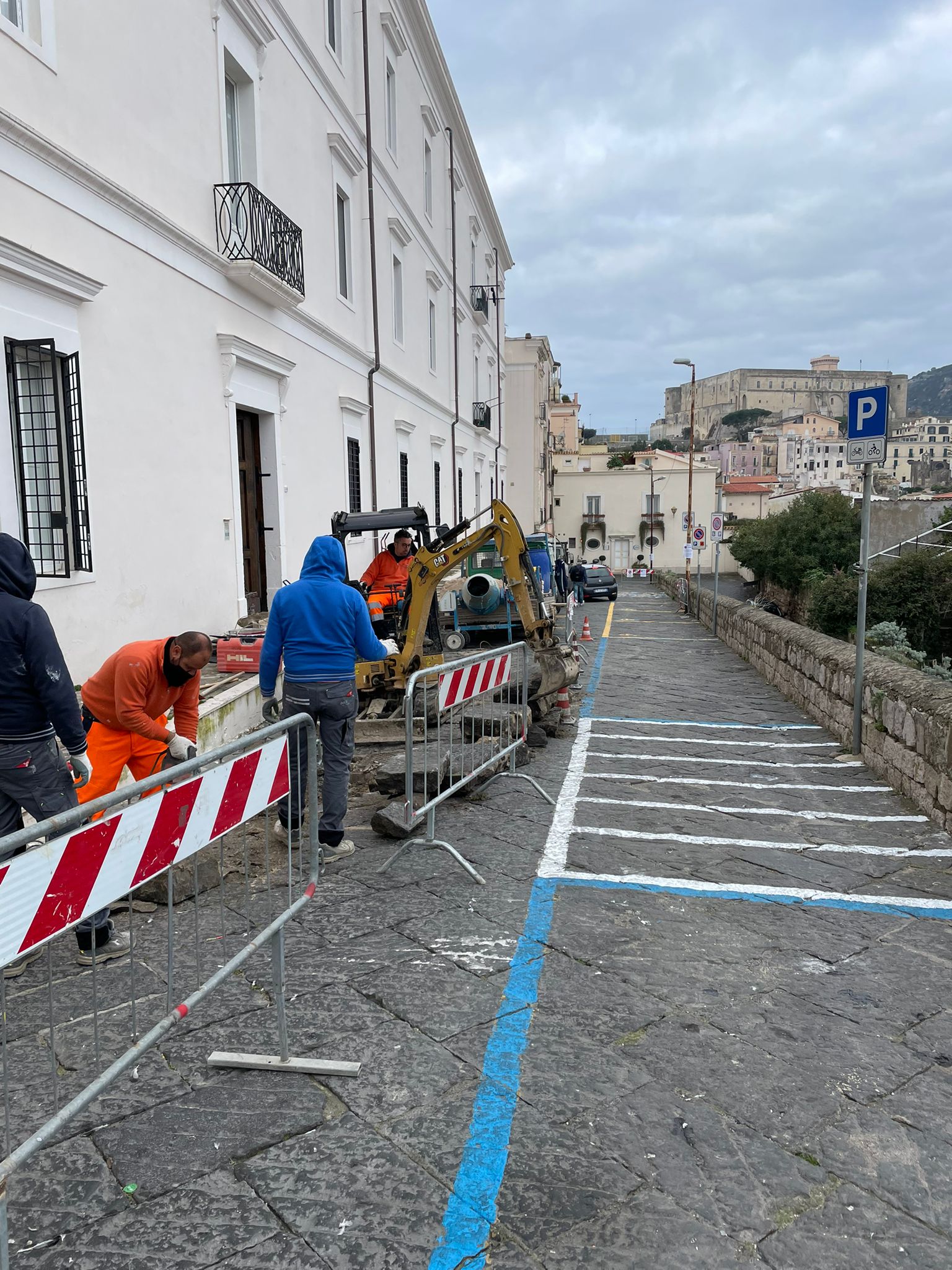 Via-Pio-IX-iniziati-stamattina-i-lavori-di-messa-in-sicurezza-del-tratto-stradale