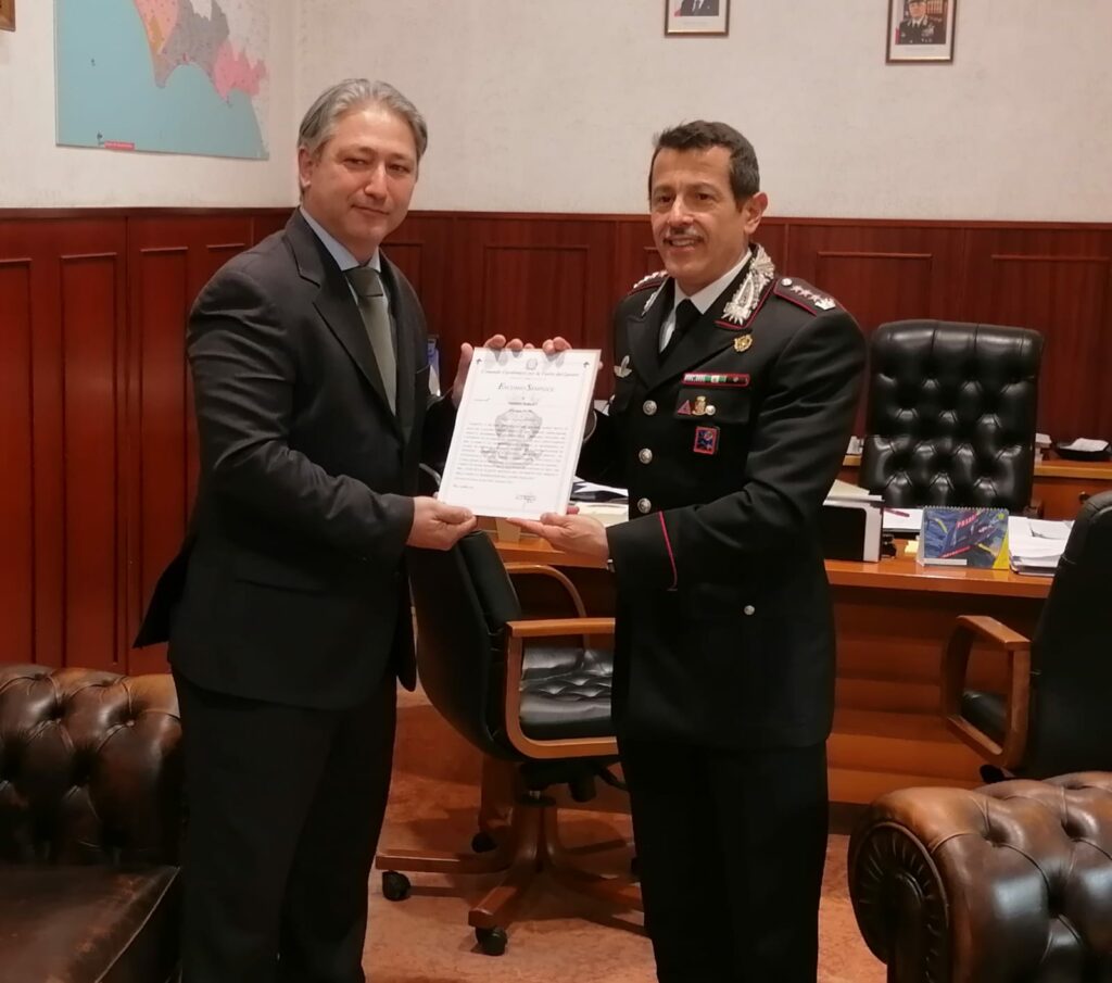 Il Col. Lorenzo D’Aloia e l’App. Sc.Q.S. Giuseppe Pane)