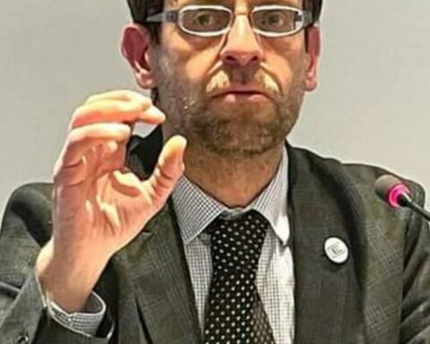 Mario Leone