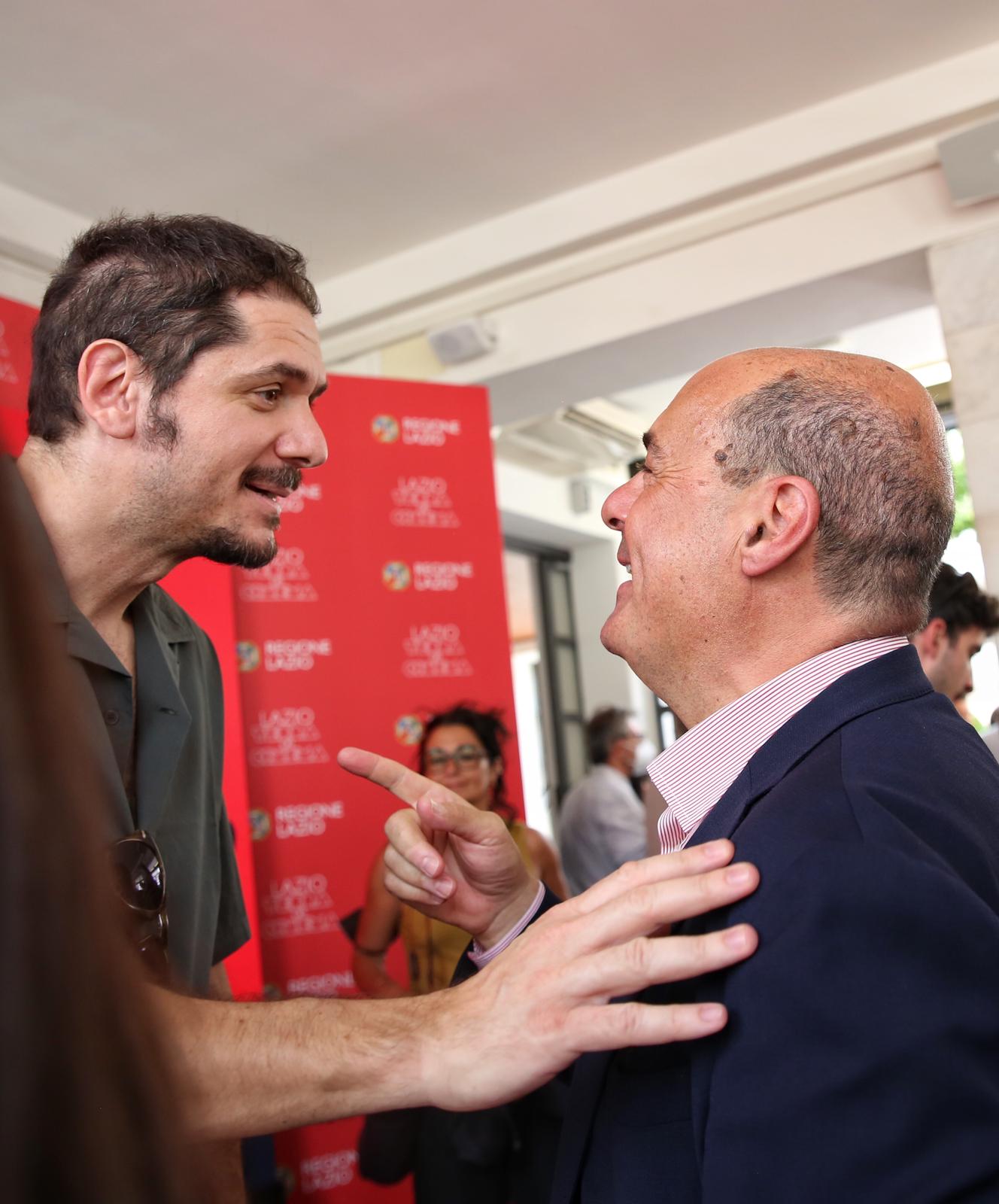 Il regista Gabriele Mainetti e il Presidente della Regione Lazio Nicola Zingaretti