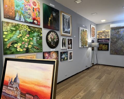 Dicembre ad arte Centro Morbella 3 dicembre 2022 - Quadri in esposizione