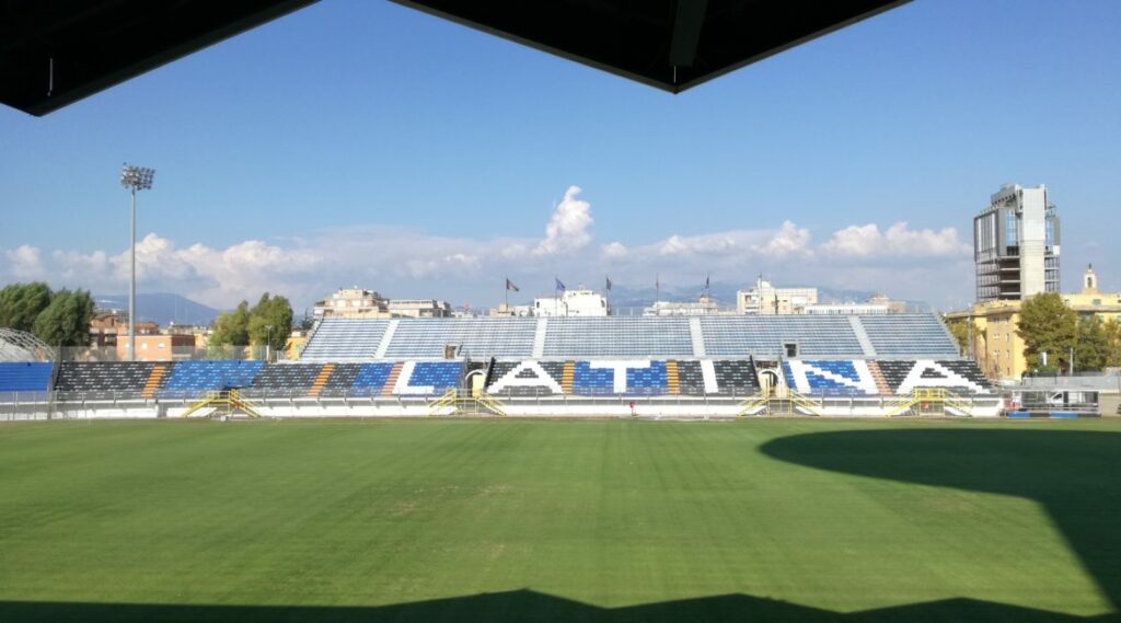 Stadio Francioni di Latina