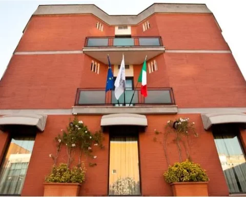 Hotel De La Ville