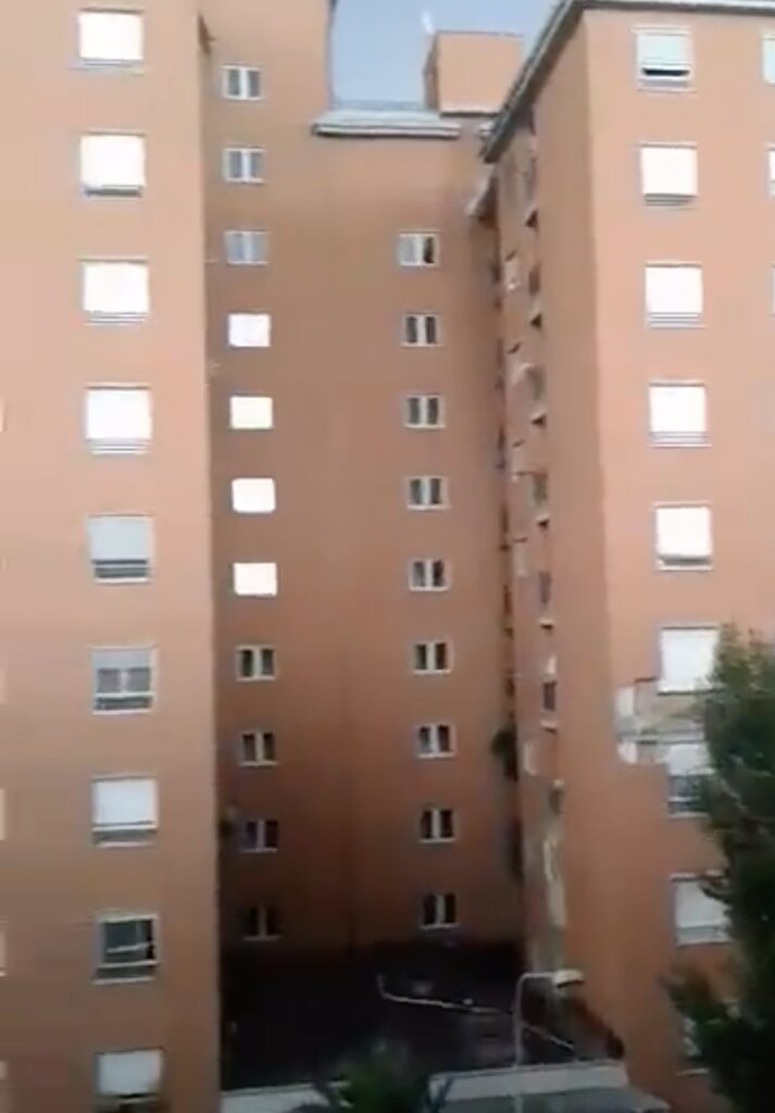 Una delle palazzine Ater in Via Inghilterra ad Aprilia