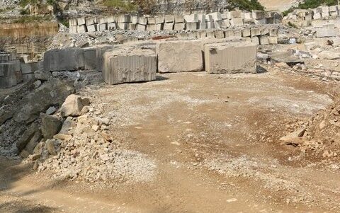 Cava (immagine di archivio)