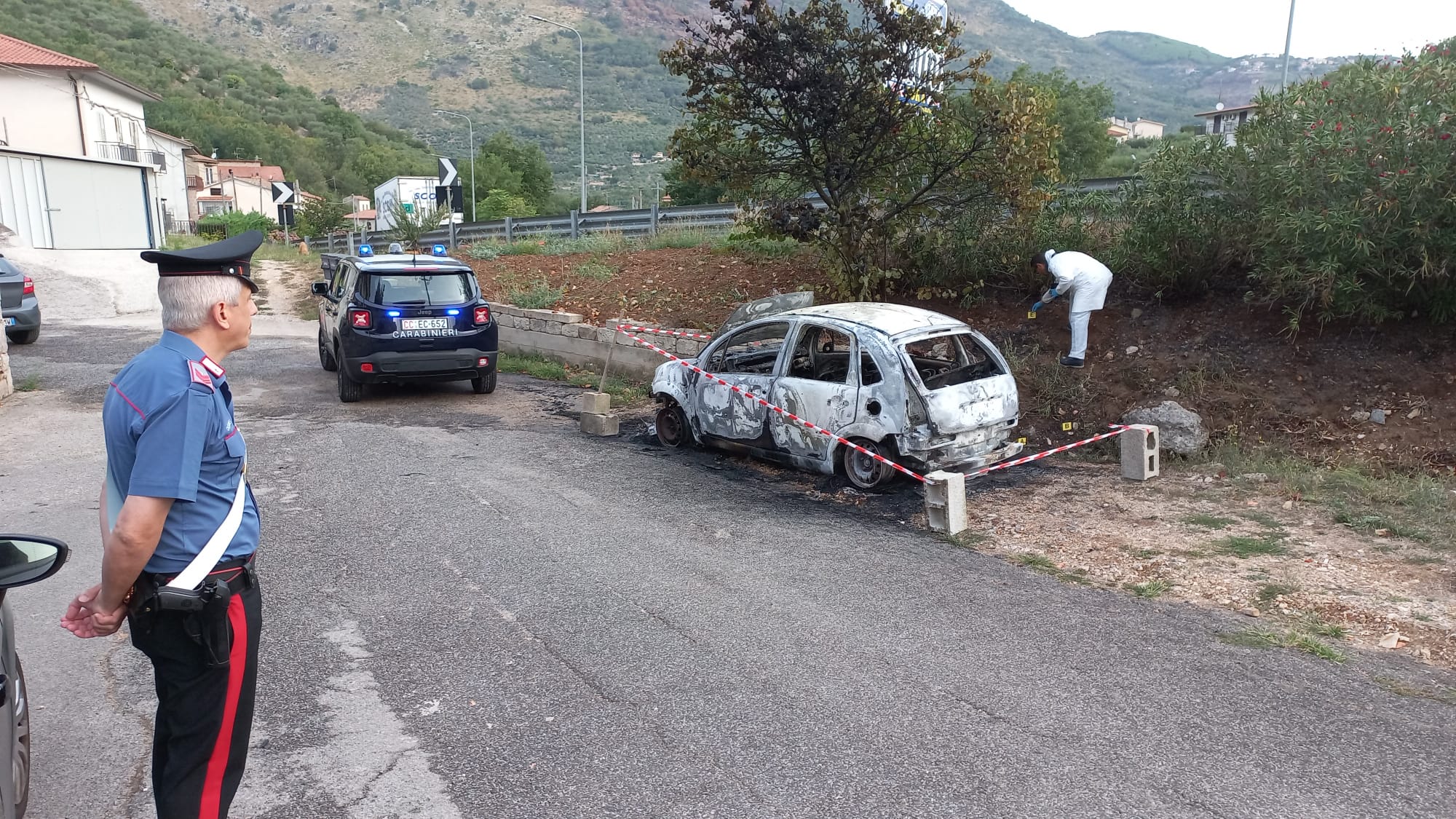 L'auto del Sindaco di Lenola incendiata
