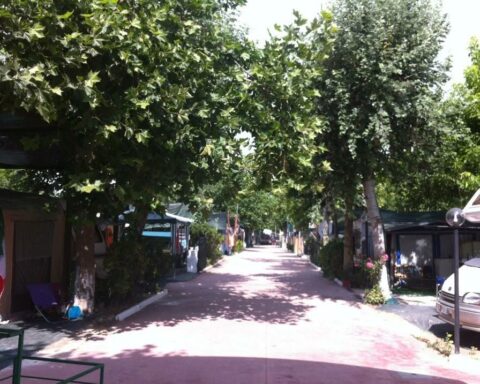 Camping-Sole-Azzurro