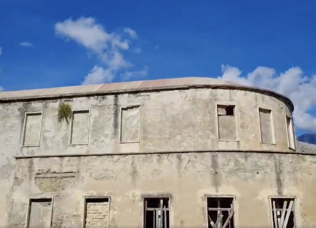 Scuola De Amicis di Formia
