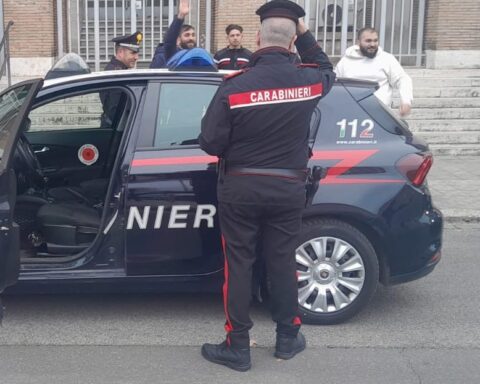 Gli imputati all'uscita del Tribunale di Latina