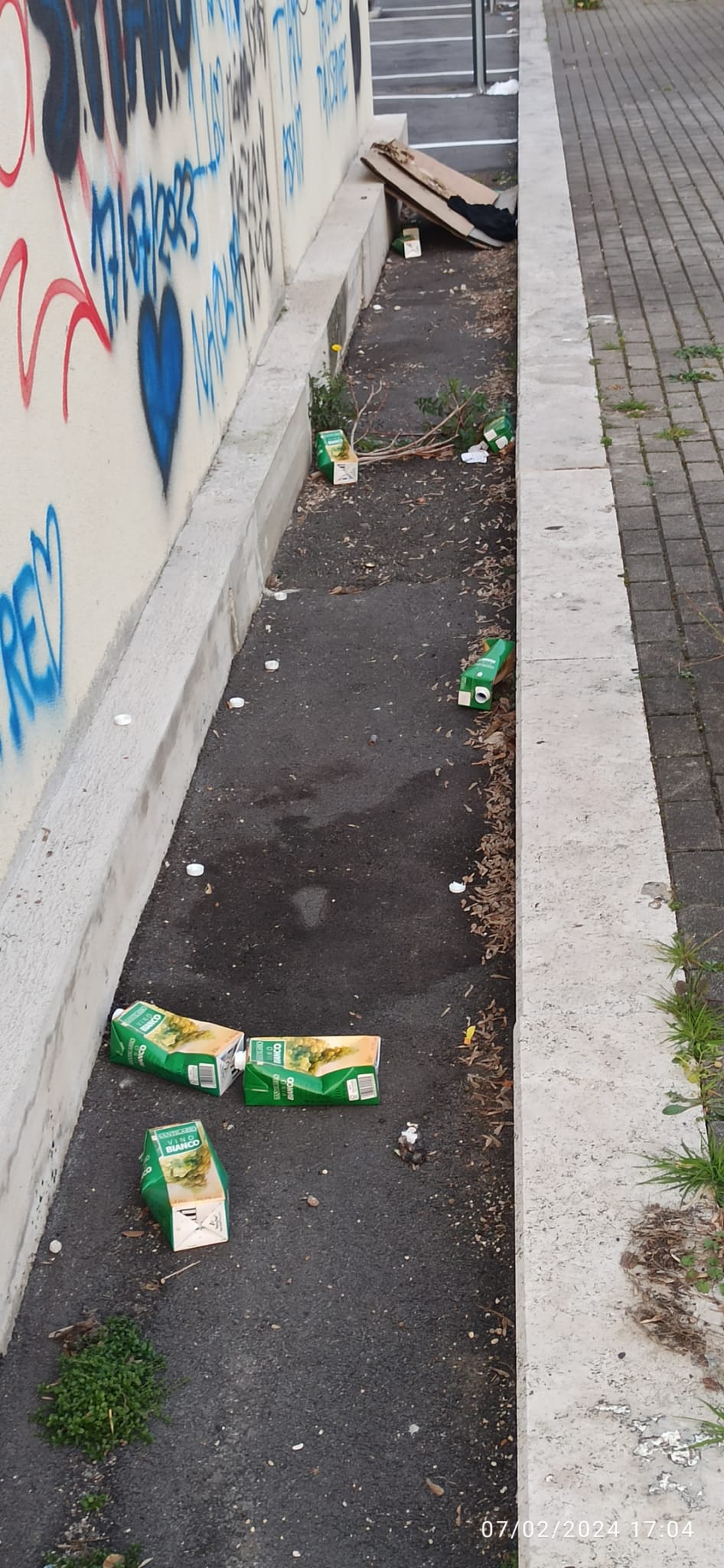 via claudio
