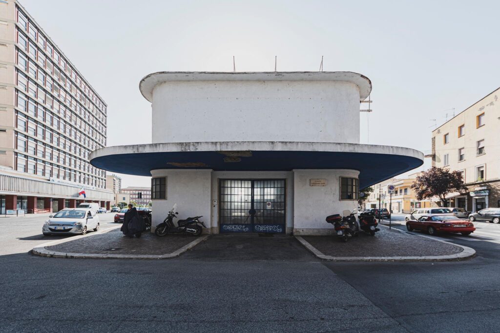 Ex Garage Ruspi prima dell'intervento di riqualificazione