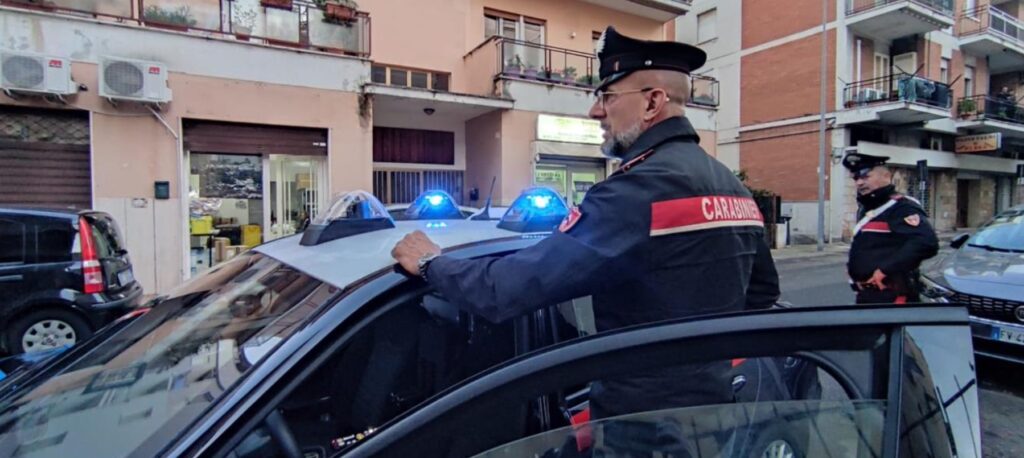 I Carabinieri sul luogo del delitto a Terracina
